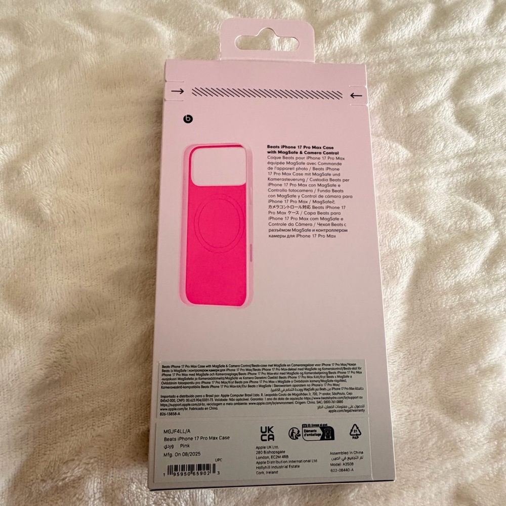 Beats by Dre Soft Pink iPhone 17 Pro Max Case - Picture 2 of 5